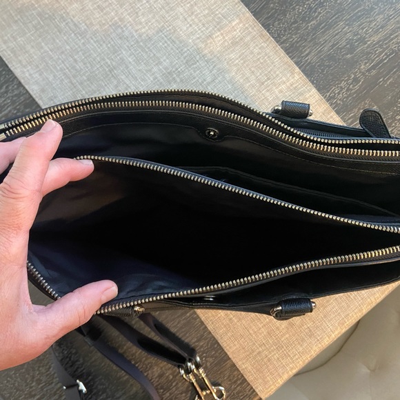 Coach business purse. - Picture 8 of 10